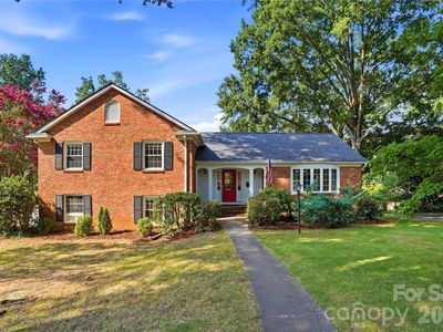 3900 Blowing Rock Way