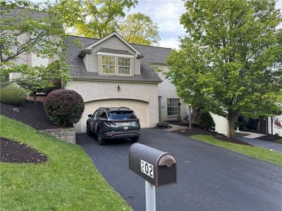 202 Parkview Dr
