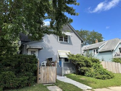 3130 W Cameron Ave