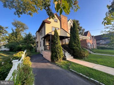 52 W Albemarle Ave