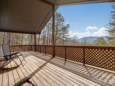 1330 Maple Springs Dr