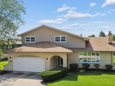12123 W Lake View Dr