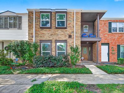 1245 Country Place Dr