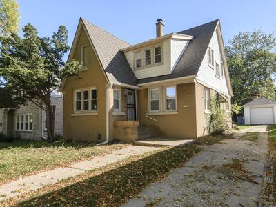 2948 North 56th STREET