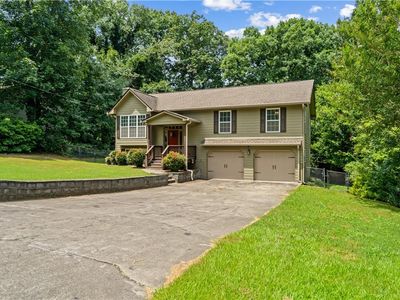 521 Cambridge Dr