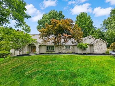 4 Pond View Dr