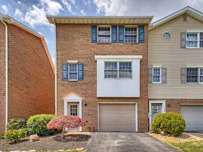1128 Cranston Dr