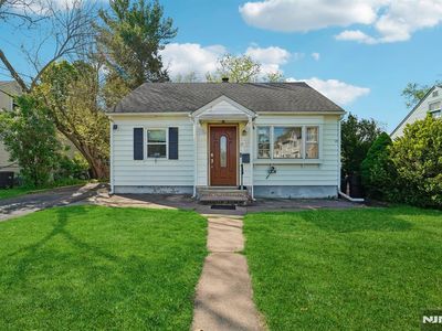 Property at 31-18 Norwood Dr, Fair Lawn, NJ