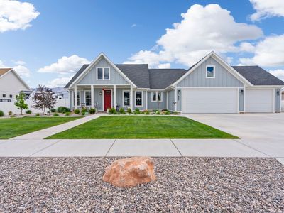 925 W Torrey Dr