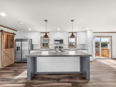 332 Creekview Meadows Dr
