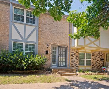 380 Westview Ter