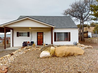 365 Edgehill Dr