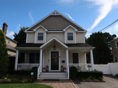 59 Meadowbrook Road