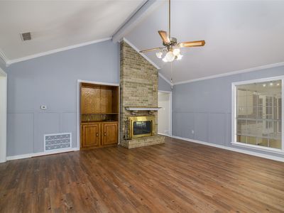 212 Mill Creek Ln