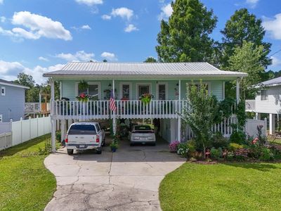 5867 Rosewood Dr.