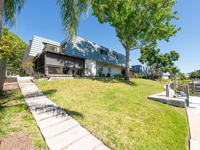 Property at 9476 Tradewinds Ave, Seminole, FL