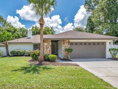 209 Twelve League Cir