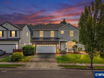 2550 Edgewater Dr