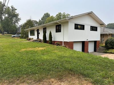 606 Hilltop Rd