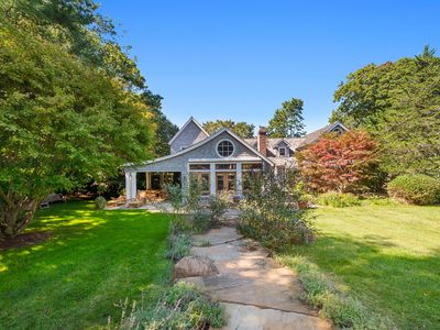 12 Spinner Ln
