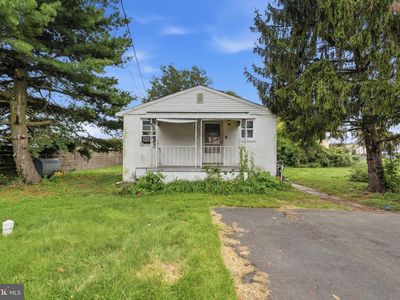 942 Rosa Ave
