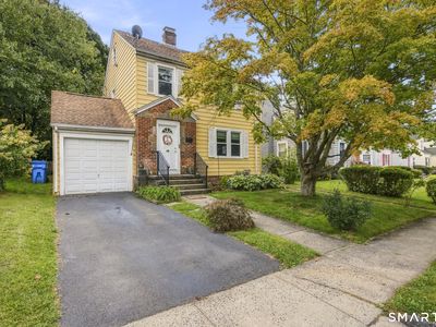 12 West Helen Street