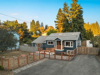 11086 25th Avenue SW