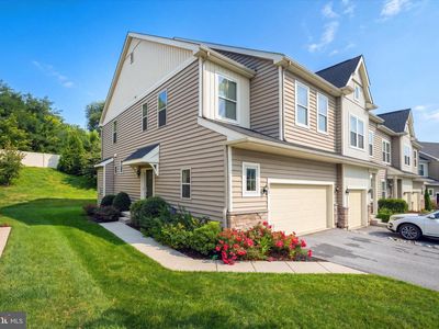 275 Kestrel Ct