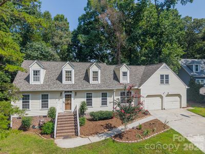 5815 Chapel Creek Ct