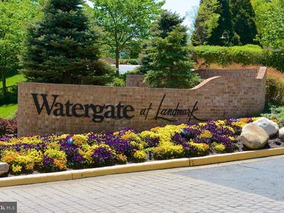 309 Yoakum Pkwy APT 406
