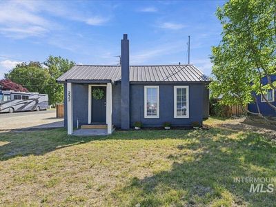 232 E Montana Ave