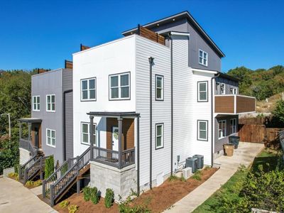 1229 N Avondale Cir