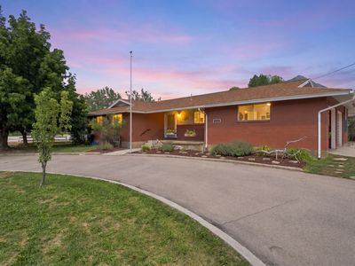 10492 N 4800 W