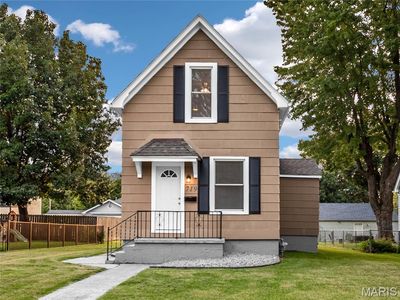 719 Summit Ave
