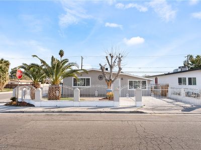 2636 Saint George St