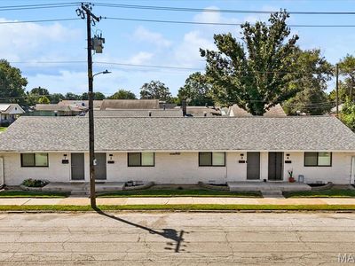 1051 Washington Ave