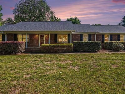 4526 Fence Dr