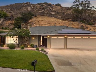 5721 Peacock Ln