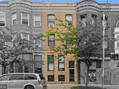 2507 N Charles St