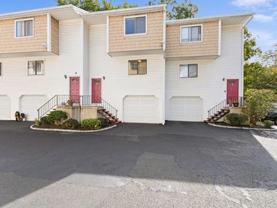 825 Hope Street #8