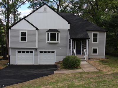 8 Sherwood Pl