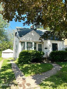919 Turner Ave