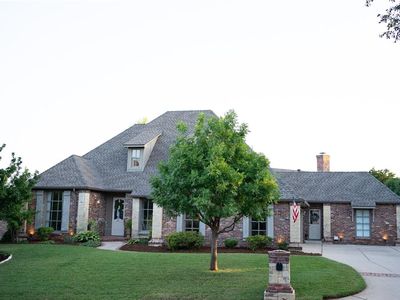 3316 Shadow Valley Dr