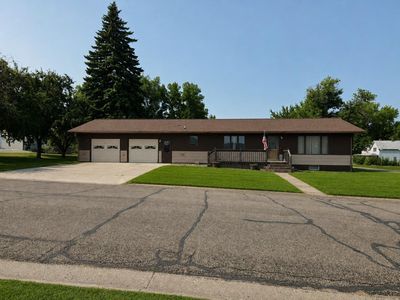 121 & 407 4th & 2nd Street Ave