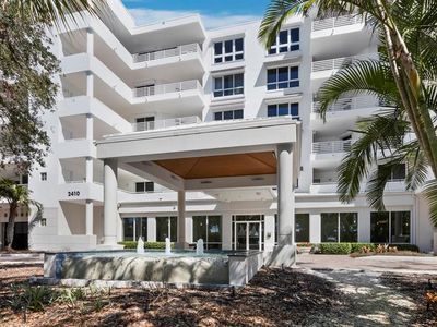 2410 Harbourside Dr APT 131