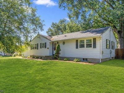 16 Dayton Rd