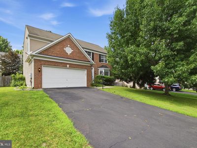 5880 Moonbeam Dr