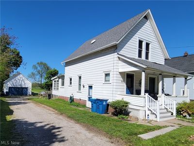 349 W Maple St
