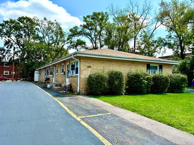 533 N Highview Ave