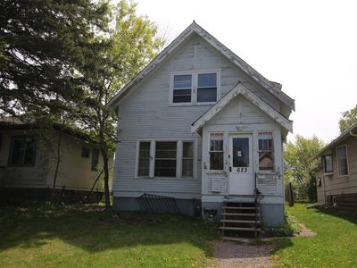 623 N 41st Ave W